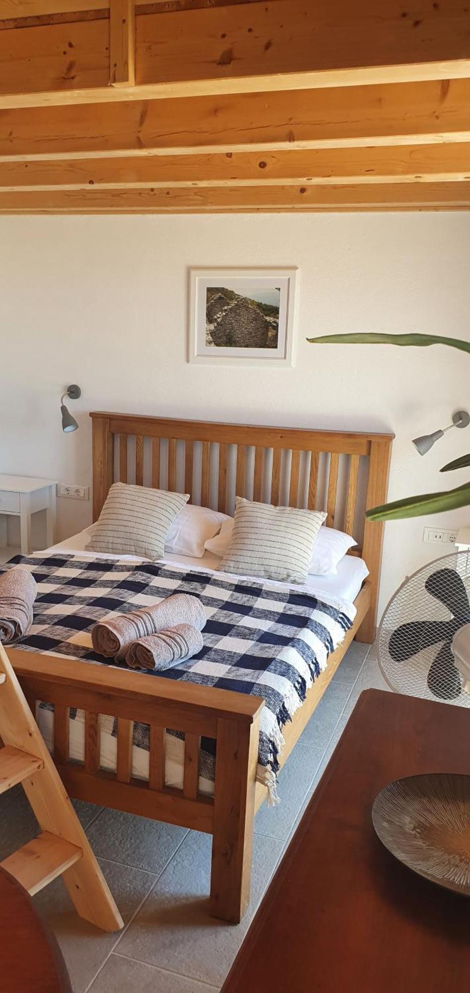 Villa Sea View Eco House With Private Pool, 250m To - Falcon View Hvar