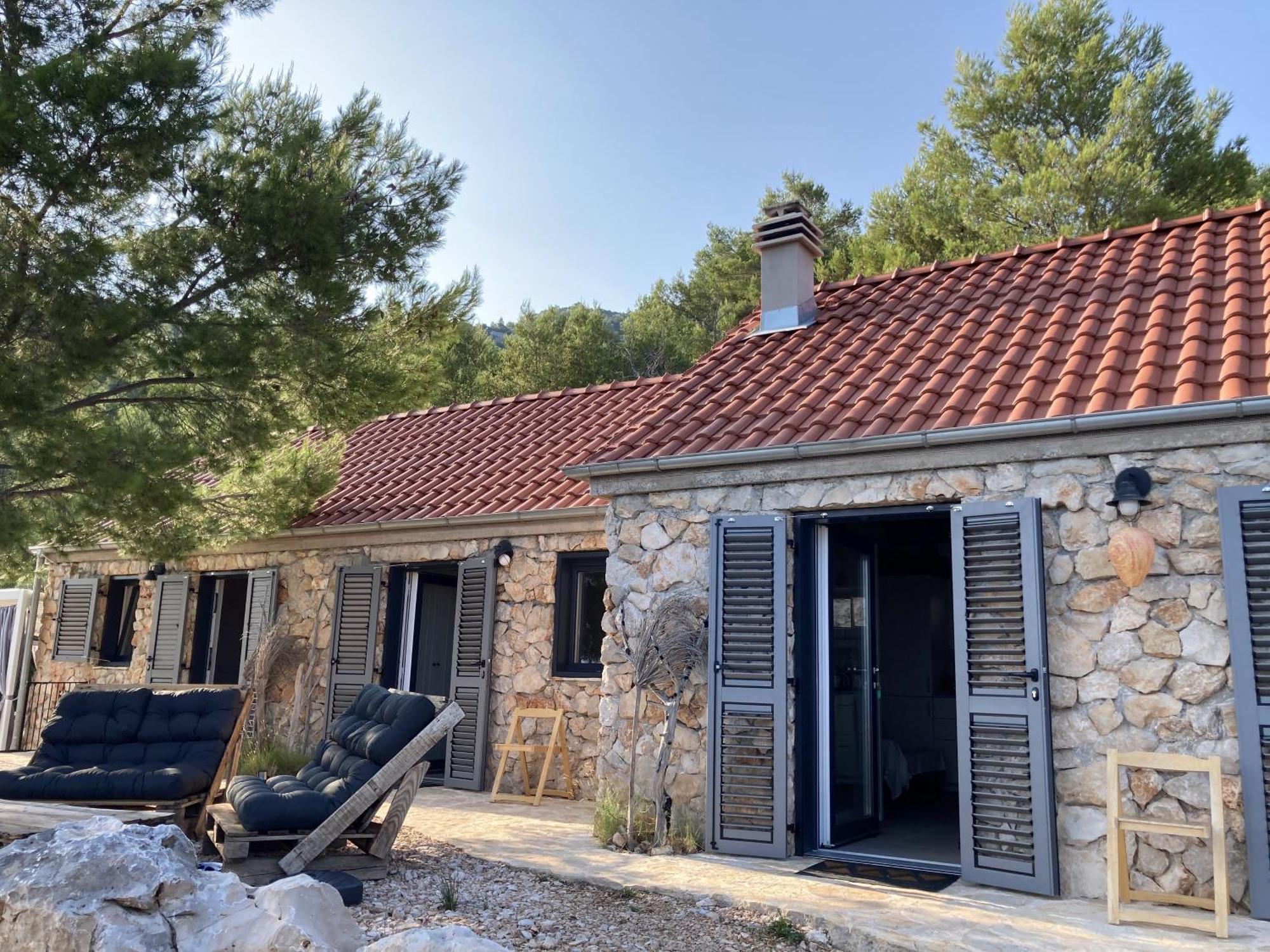 Sea View Eco House With Private Pool, 250m To - Falcon View Hvar *